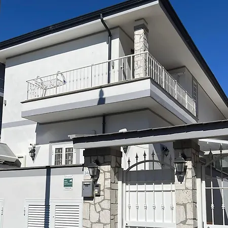 Maison Du Soleil 公寓